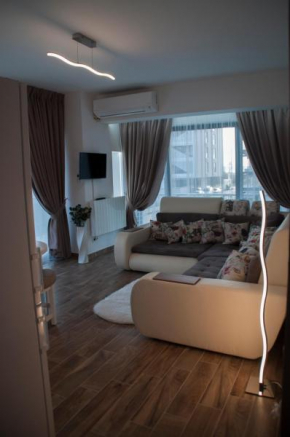 Sunrise Breezer Apartment